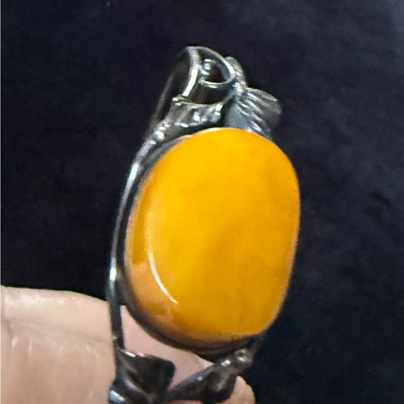 Beautiful Sterling Silver Yellow Resin Cuff Bracelet - Picture 2 of 7